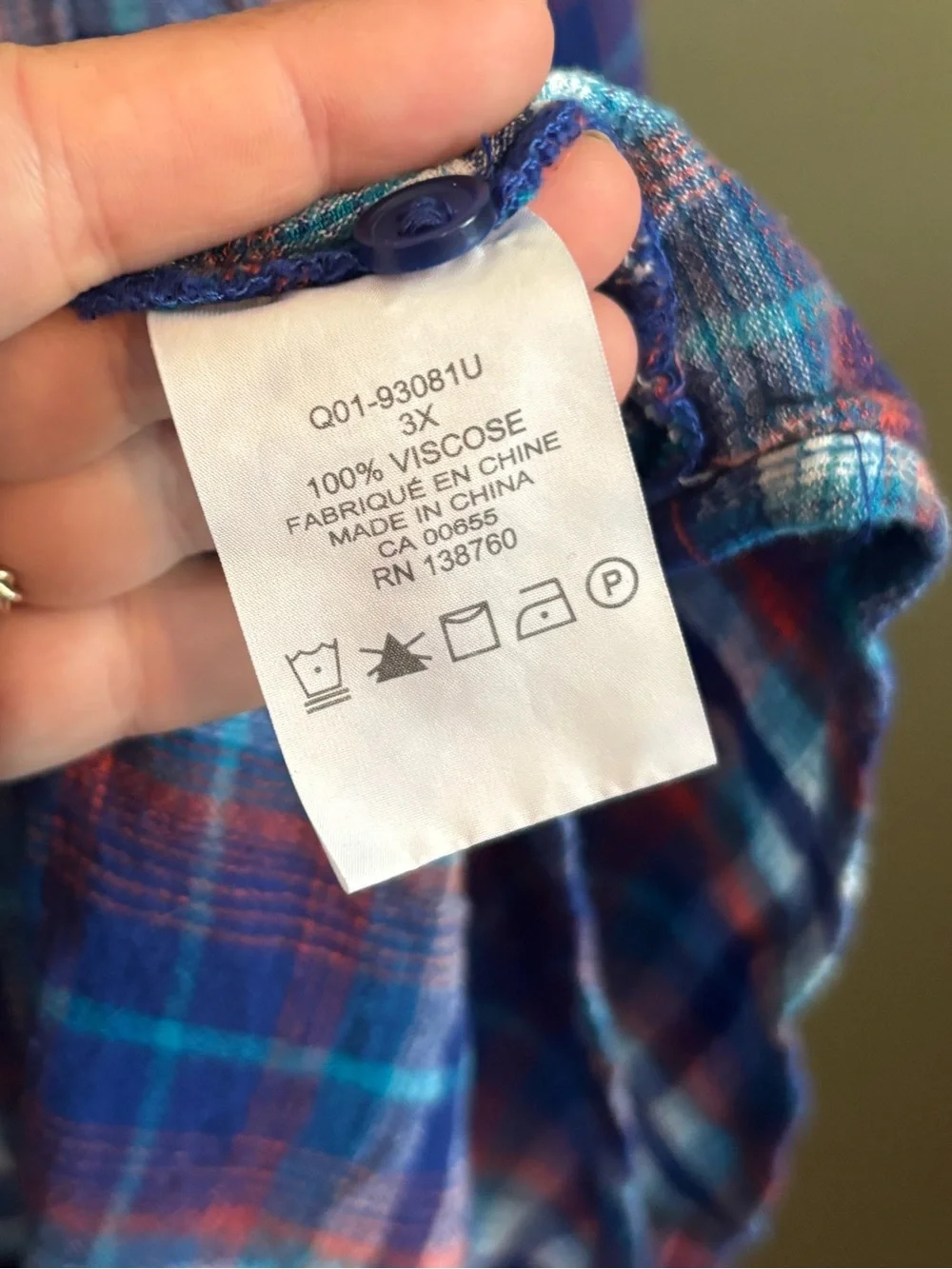 132.) DC Jeans / Plaid Top / 3/4 Sleeve / Casual - Picture 6 of 6